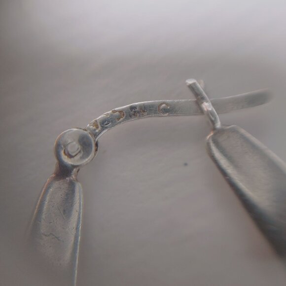 Sterling Silver Teardrop Hoop Earrings Vintage Polished Elegant Design Hinged - Picture 7 of 15